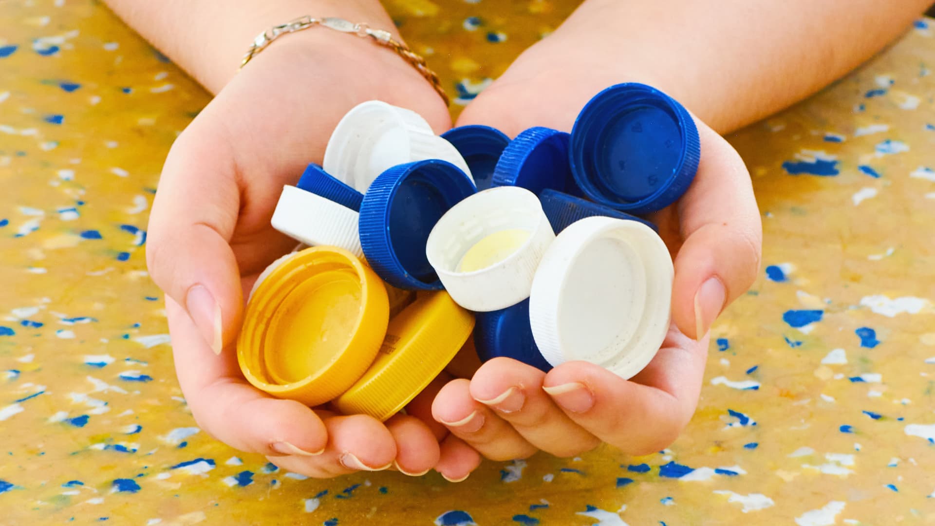 ROBRIES sustainability impact hero background